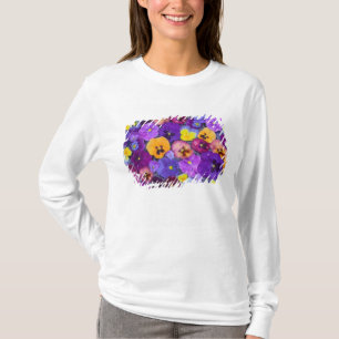 Viola bloemen drijvend in vogelbad met dauw t-shirt