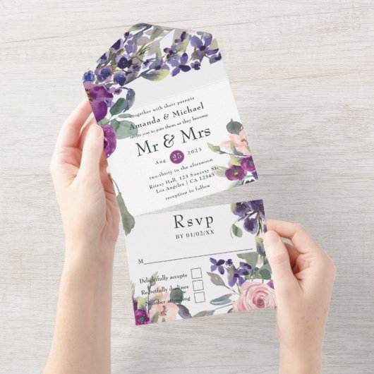 Violet en Plum Floral Wedding All In One Uitnodiging (Afscheurbaar)