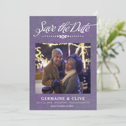 Violet et blanc Enregistrer la carte de date avec (Debout devant)