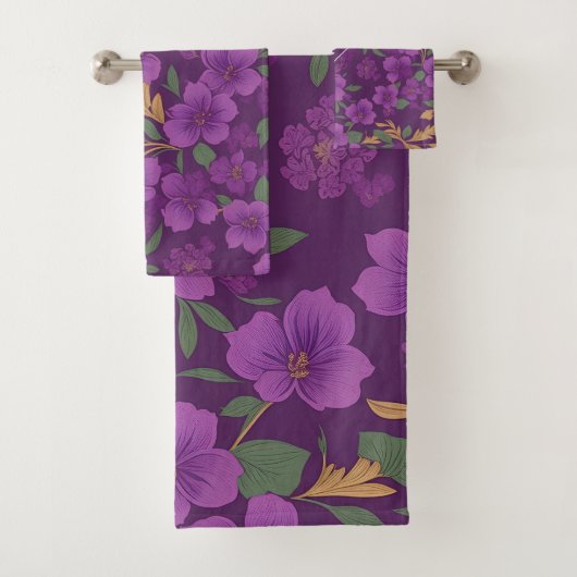 Violet Floral Kleurrijk Gepersonaliseerd Patroon Bad Handdoek (Insitu)