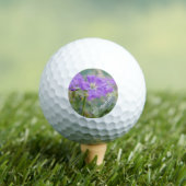 Violet Geranium Wildflower bloem en naam Golfballen (Insitu Shirt)