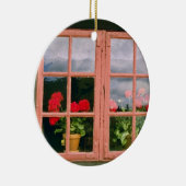 Violet Geraniums in het raam van een traditionele Keramisch Ornament (Rechts)