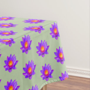 Violet Lotus Flowers op Laurel Green Tafelkleed