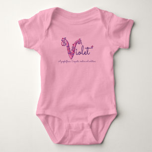 Violet meisjes naam en betekenis V monogram shirt