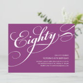 Violet Paarse Elegante 80ste Verjaardag Uitnodigin Kaart (Staand voorkant)