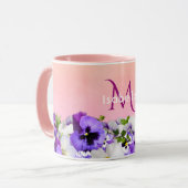 Violet pansiebloemen op perzik met monogram naam mok (Voorkant links)