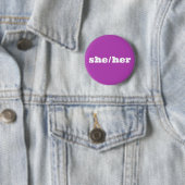Violet Pronoun Button Zij/Haar (In situ)