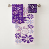 Violet roze Indigo Flower Doodle Initialen Bad Handdoek (Insitu)