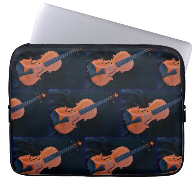 Violin Photo Closeup Laptop Sleeve (Voorkant)