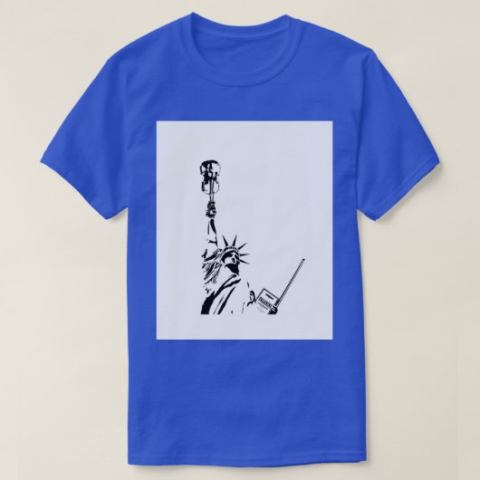 Violin Statue Graphic T-shirt (Design voorkant)