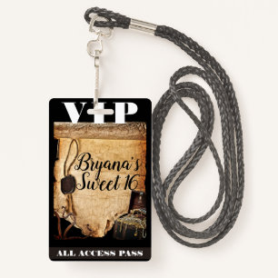 VIP van de oude  Pirate Scroll Birthday Party Badge