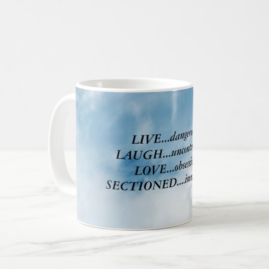 'Vis dangereusement' Mug (Devant gauche)