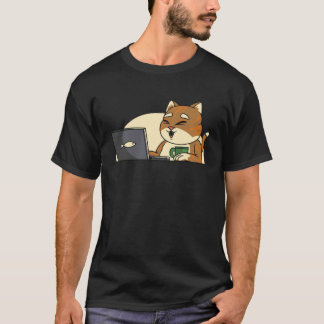 vis kat drinkend koffie kijkend leptop t-shirt