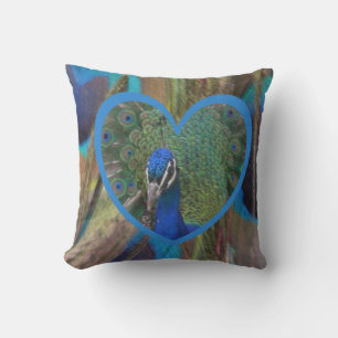 Visage de paon dans le Coussin de fond du coeur