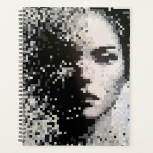 Visage en pixel art noir et blanc