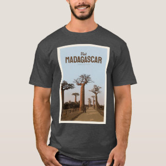Visit Madagascar T-shirt