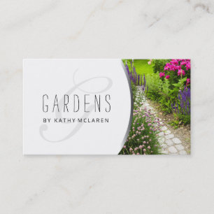 Visite Faisant du jardinage et aménageant le carte de