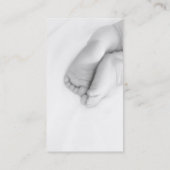 Visite Le bébé botte la carte avec la pointe du pied de (Dos)