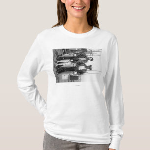 Vissers en zalm op Docks, Washington T-shirt