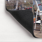 Vissersboot in de haven van Honfleur in Frankrijk Muismat (Hoek)