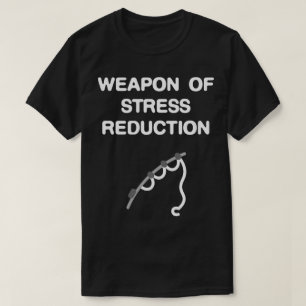 Vist. Zwemel van schimmels bij het verminderen van T-shirt