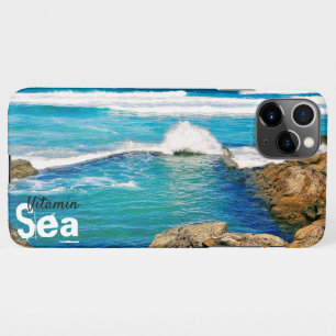 Vitamine-Zee, turquoise-golven met splash iPhone 11Pro Max Hoesje