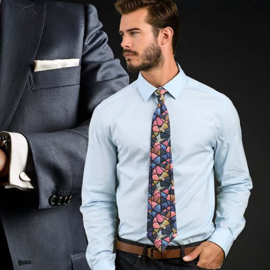 Vitre teinté avec colombe du Saint-Esprit Cravate