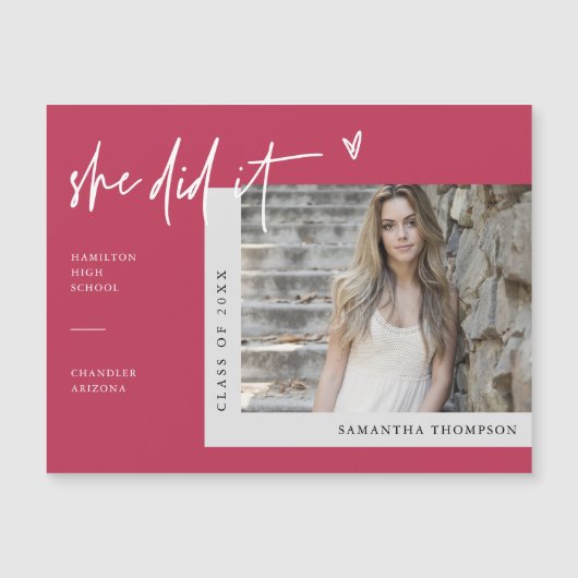 Viva Magenta Elle L'A Fait Graduation Photo Magnet (Devant)