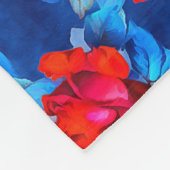 Vivid Red Roses op blauwe achtergrond Fleece Deken (Hoek)