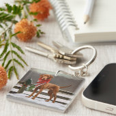 Vizsla Hond in Sneeuw Kerstmis Sleutelhanger (Voorkant Rechts)