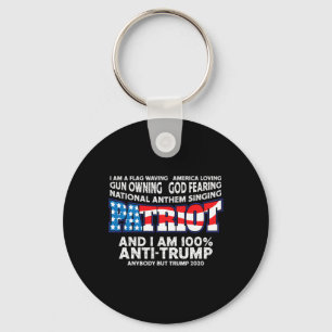 Vlag die Rode Witte en Blauwe Anti Trump zwaaien Sleutelhanger