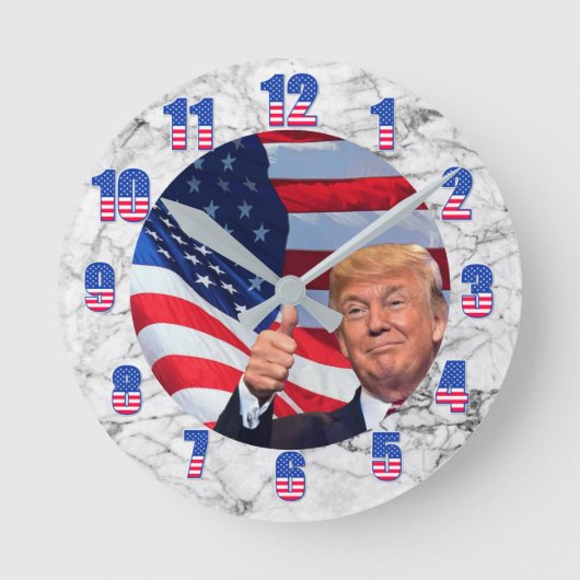 VLAG MET TRUMP RONDE KLOK (Voorkant)