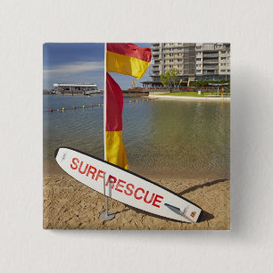 Vlaggen en surven vierkante button 5,1 cm