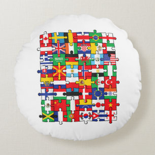Vlaggen van landen onder internationale vlag rond kussen