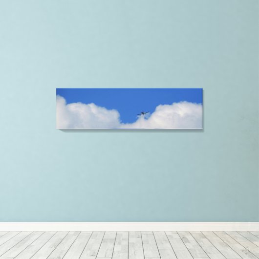 Vlak met wolken Panoramische Canvas Print (Insitu (Houten vloer))