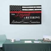 Vlambrandweerman met rode lijn spandoek (Beurs)