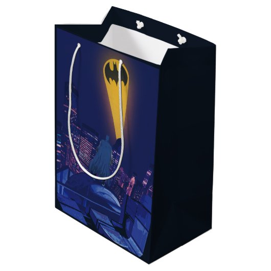 Vleermuissignaal boven Gotham Medium Cadeauzakje (Achterkant Gekanteld)