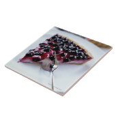 Vlees dat bosbessen snijdt op bord tegeltje (Zijkant)