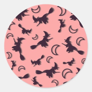 Vliegende heks tussen halve maan bij Halloween nac Ronde Sticker