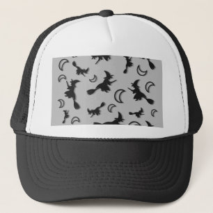 Vliegende heks tussen halve maan bij Halloween nac Trucker Pet