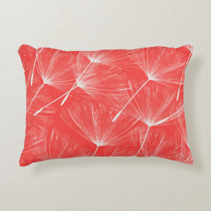 Vliegende paardenbloemzaden  achtergrond. accent kussen