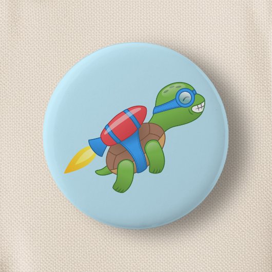 Vliegende Schildpad met een Rode Jetpack Blauw Ronde Button 5,7 Cm