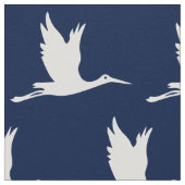 Vliegende witte ooievaar stof (Close Up)