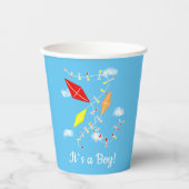 Vliegers in Sky Blue Het is een Boy Baby shower Papieren Bekers (Voorkant)