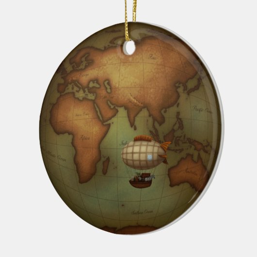 Vliegtuig dat over het oostelijk halfrond vliegt, keramisch ornament (Links)