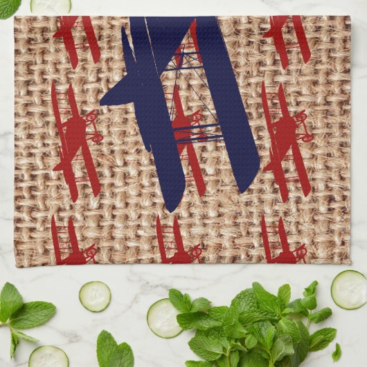 Vliegtuig met  propeller op schoot theedoek (Gevouwen)