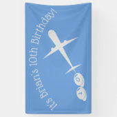 Vliegtuig op blauw gepersonaliseerd spandoek (Verticaal)