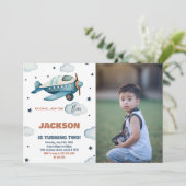 Vliegtuig Verjaardag Uitnodigingen Blauw met Foto (Staand voorkant)