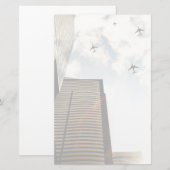 Vliegtuigen boven gebouwen briefpapier (Voorkant / Achterkant)