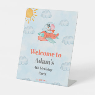 Vliegtuigolifantenpiloot: Pedestal Sign Reclamebord Met Voetstuk